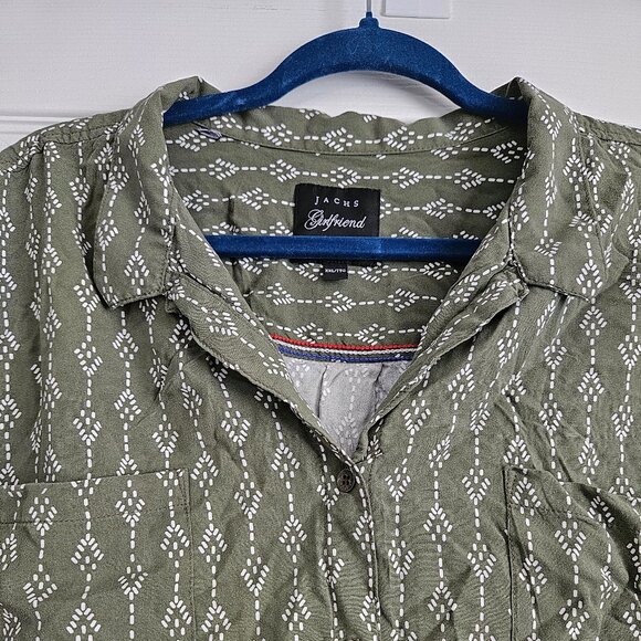 Jachs Girlfriend XXL - Green Pattern Sleeveless‎ Shirt - Picture 2 of 10